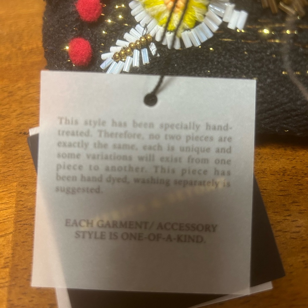 Sold America and Beyond bag. NWT. - Picture 3 of 7